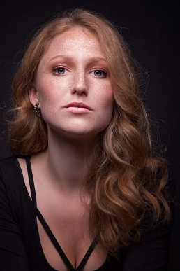 Portrait mit Sommersprossen